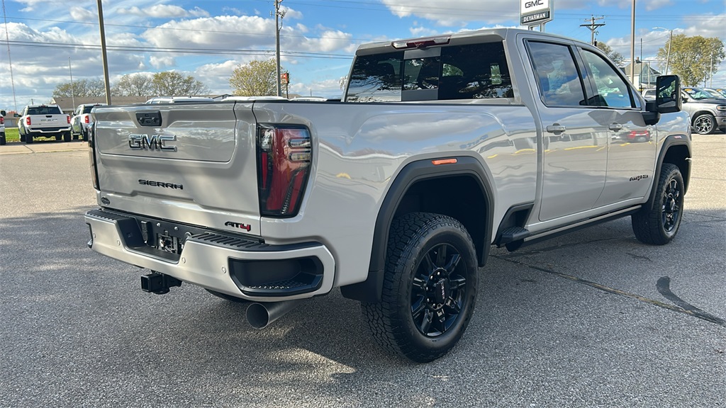 2026 Gmc Sierra 3500 HD AT4 photo 3