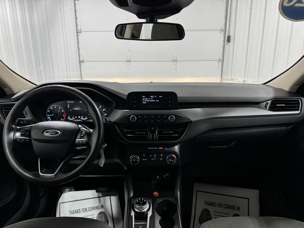 2020 Ford Escape S photo 12