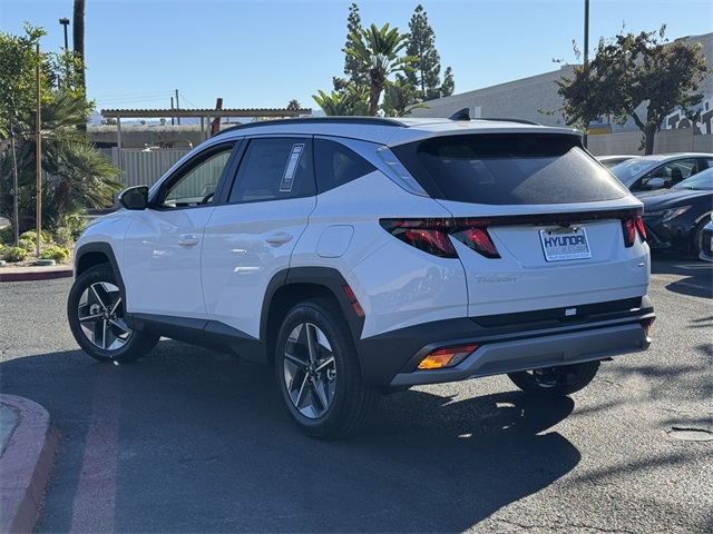 2025 Hyundai Tucson SEL photo 4