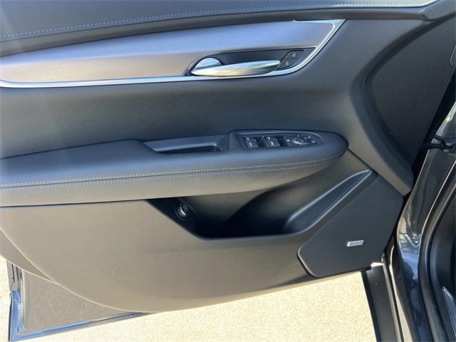2023 Cadillac XT5 Luxury photo 11