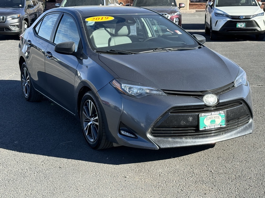 2019 Toyota Corolla LE's photo