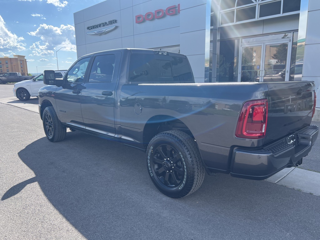 2025 Ram 2500 Big Horn photo 4