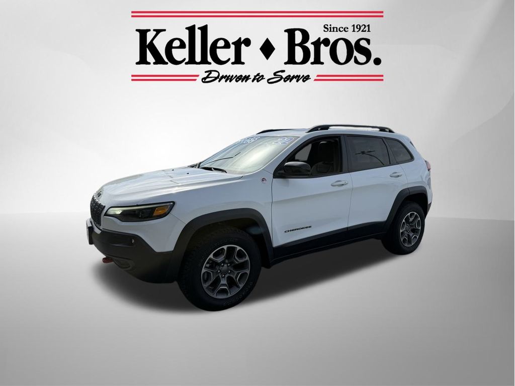 2022 Jeep Cherokee Trailhawk photo 2