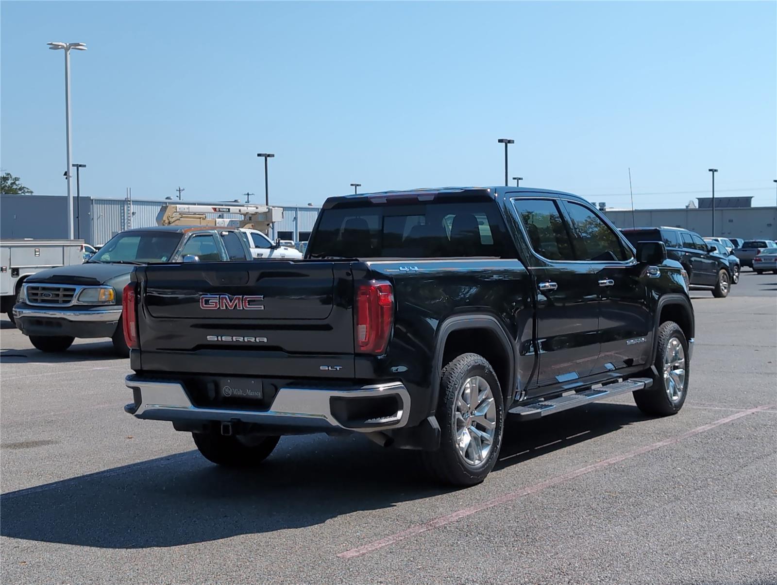 2019 Gmc Sierra 1500 SLT photo 4