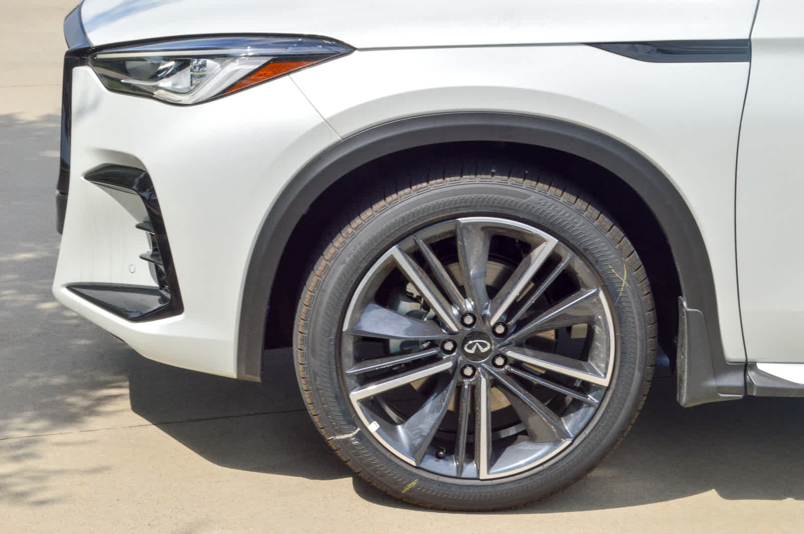 2025 Infiniti QX50 SPORT AWD photo 4