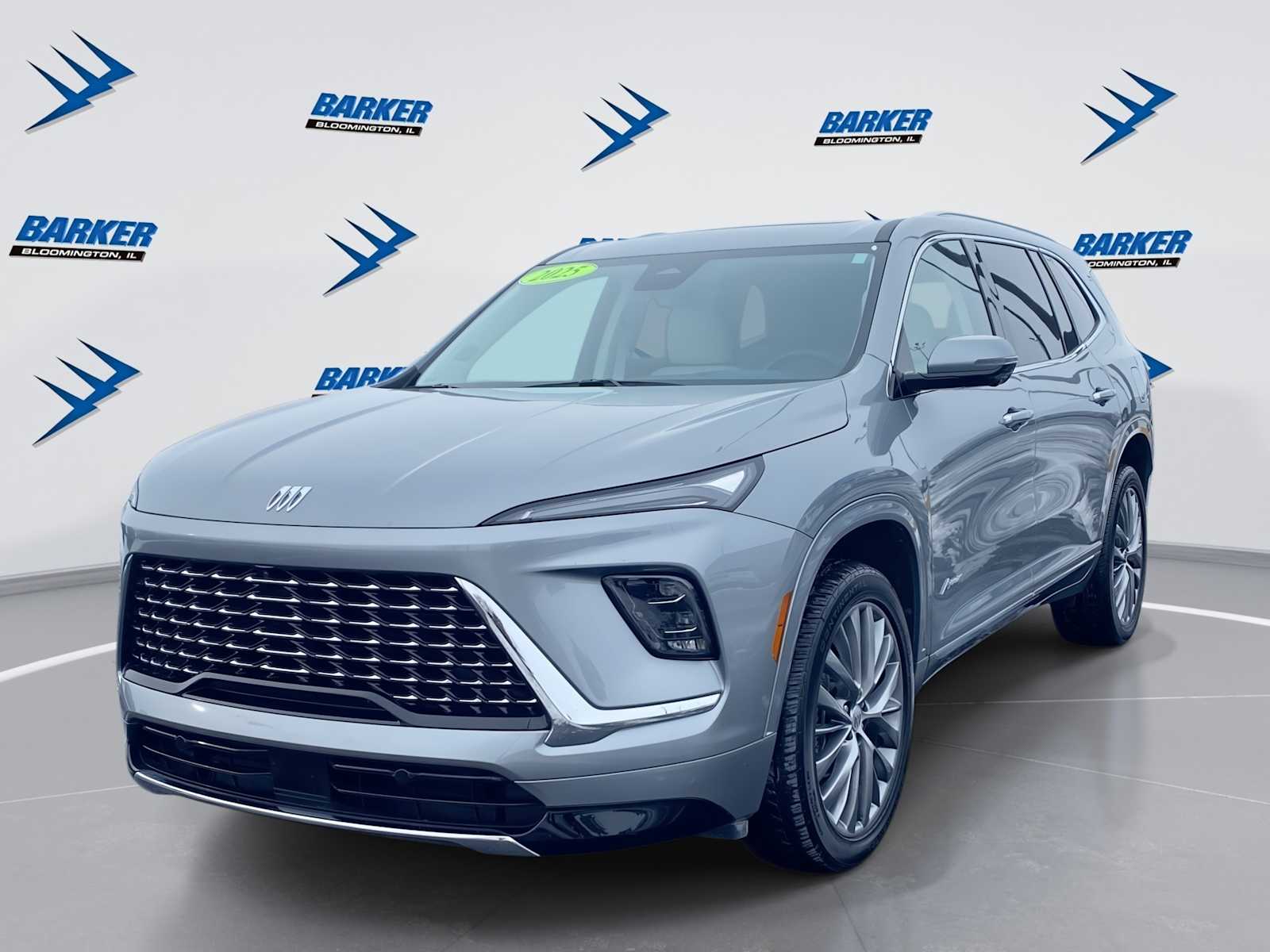 2025 Buick Enclave Avenir's photo
