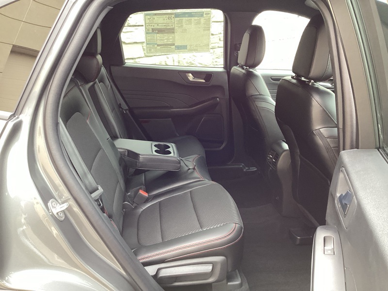 2025 Ford Escape Hybrid ST-Line Select photo 15