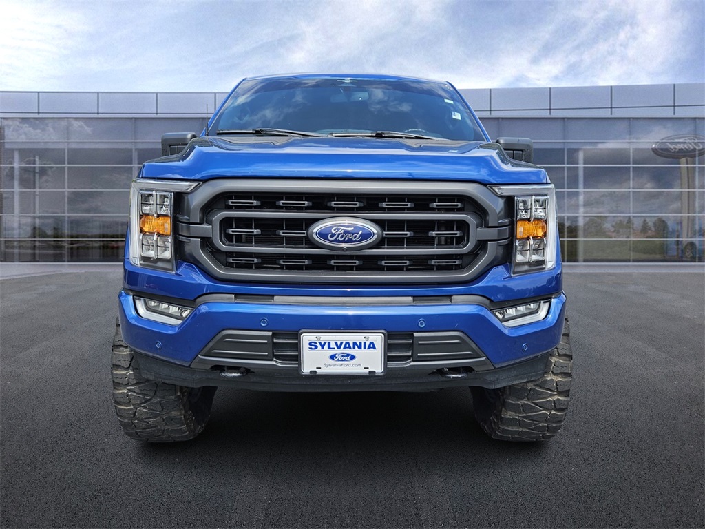 2023 Ford F-150 XLT photo 2
