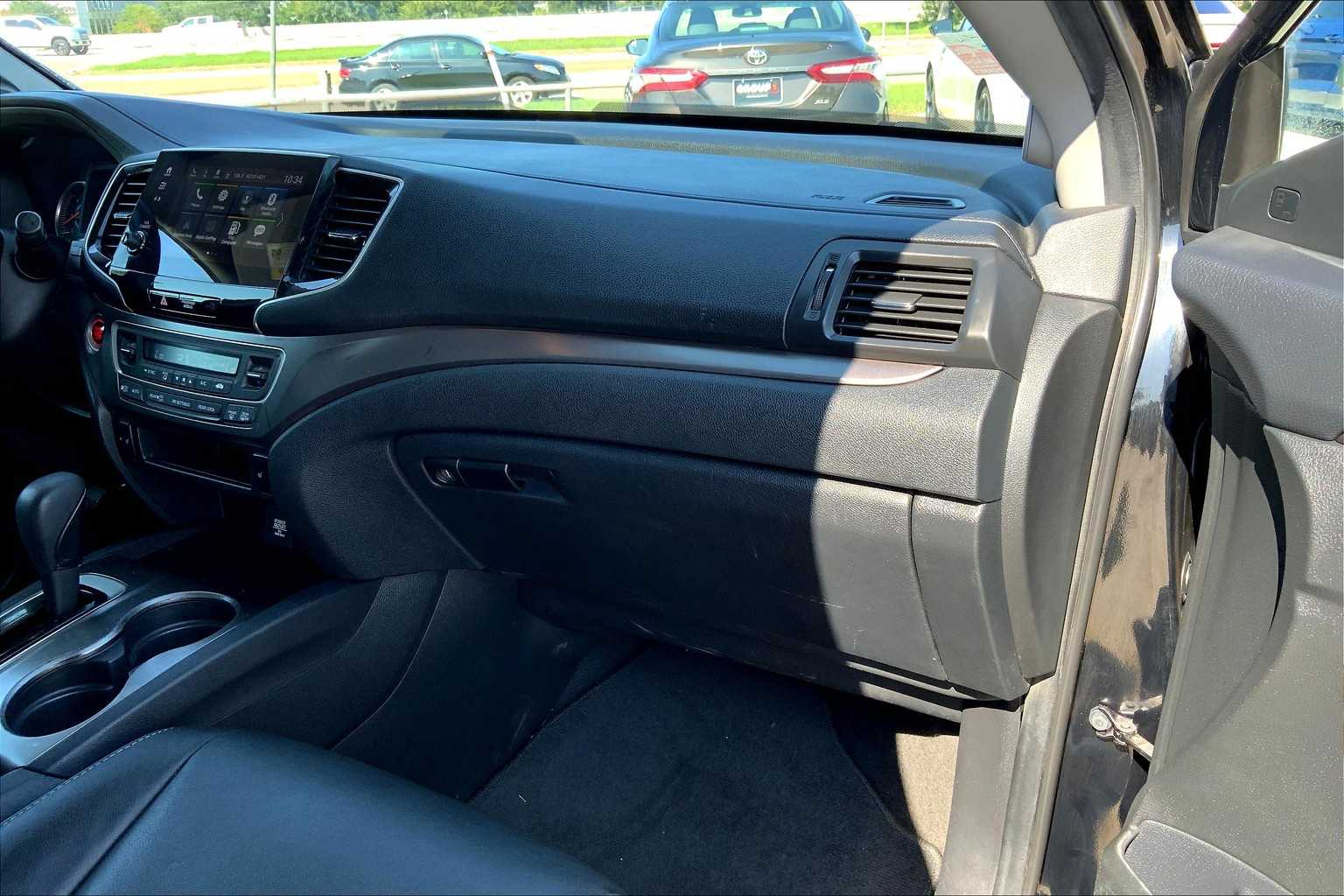 2020 Honda Pilot EX-L photo 18