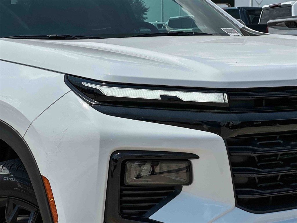 2026 Chevrolet Traverse photo 3