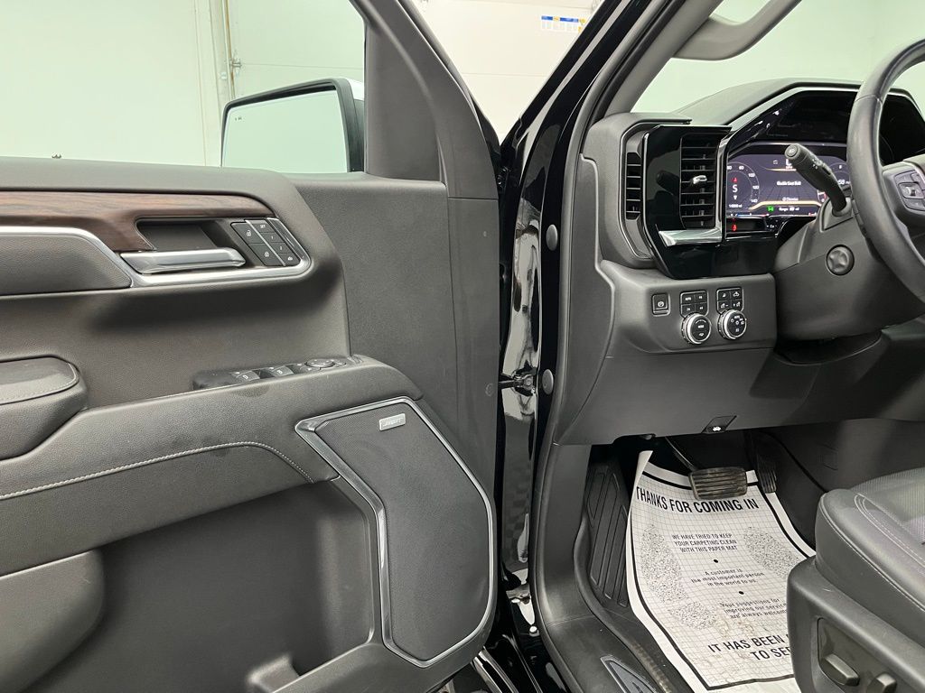 2023 Gmc Sierra 1500 SLT photo 9