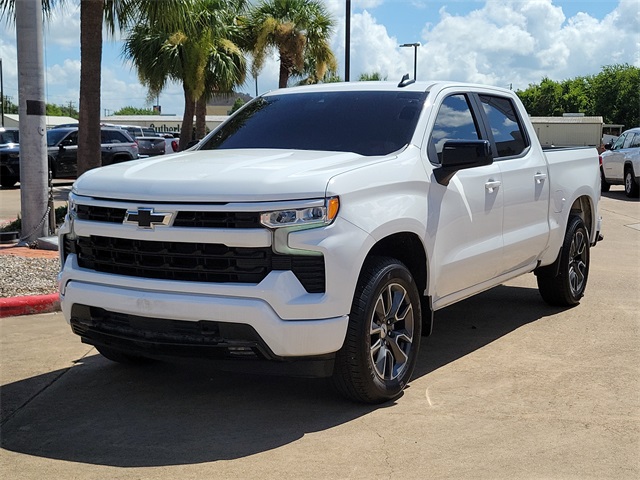 2024 Chevrolet Silverado 1500 RST photo 3