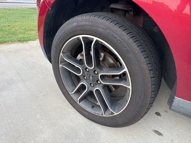 2013 Ford Edge SEL photo 4