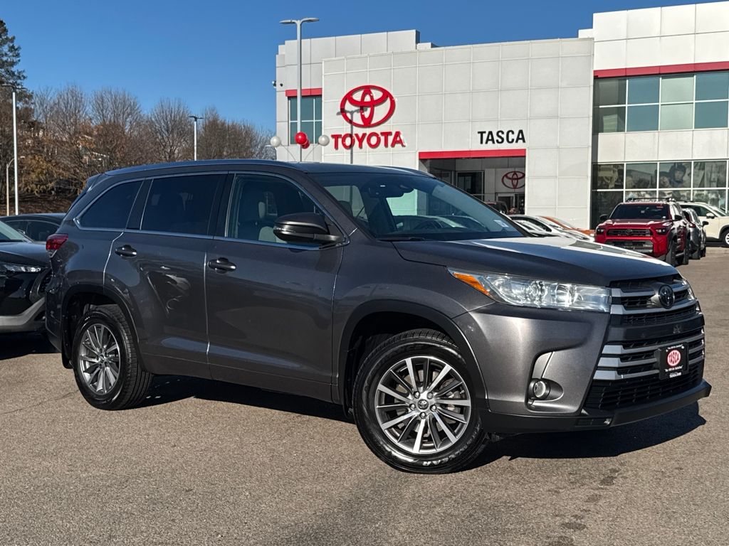 2018 Toyota Highlander XLE's photo