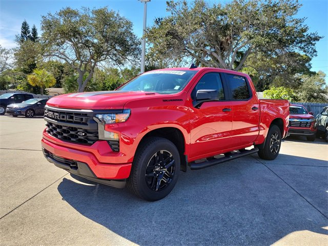 2026 Chevrolet Silverado 1500 Custom photo 3