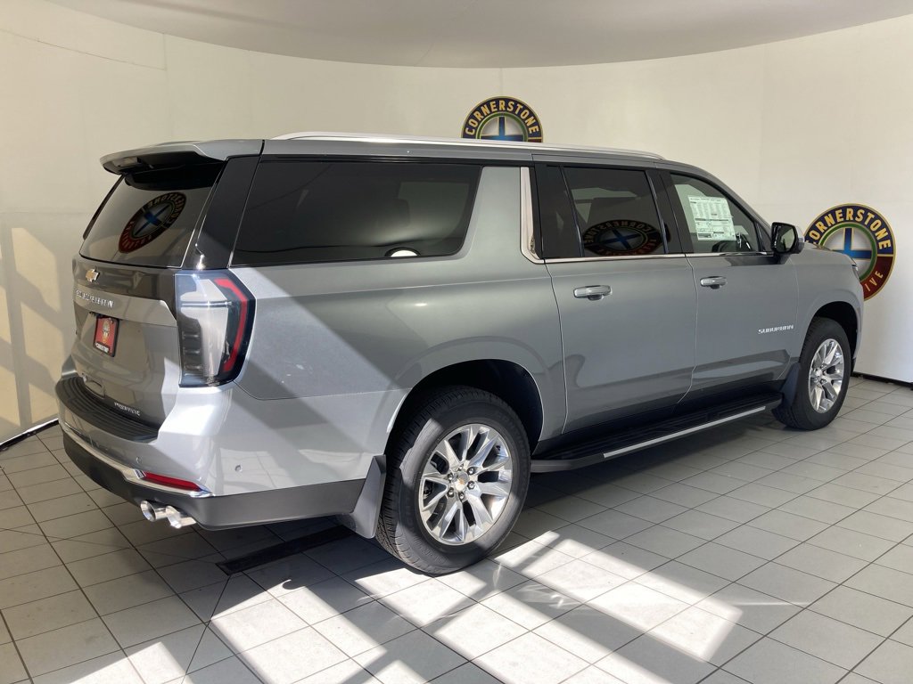 2026 Chevrolet Suburban Premier photo 14