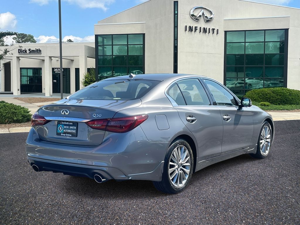 2022 Infiniti Q50 LUXE photo 4