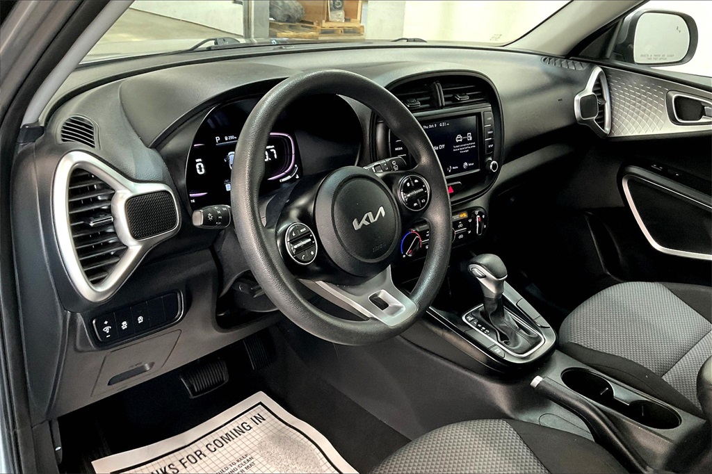 2023 KIA SOUL - Image 13