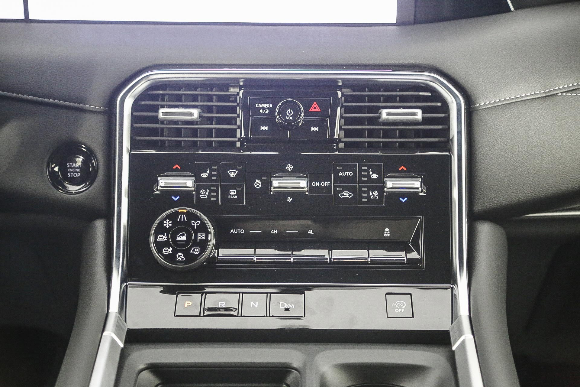 2025 Nissan Armada Platinum photo 11