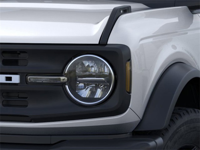 2024 Ford Bronco Black Diamond photo 18