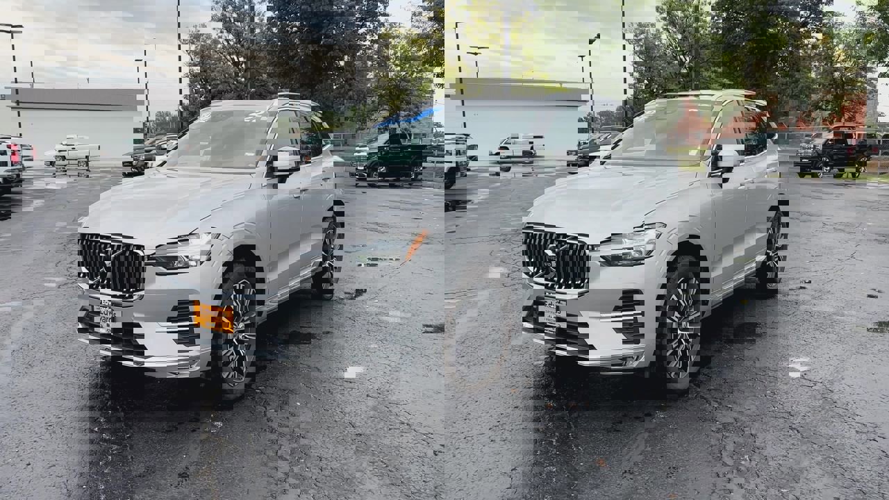 2022 Volvo XC60 B5 Inscription photo 4