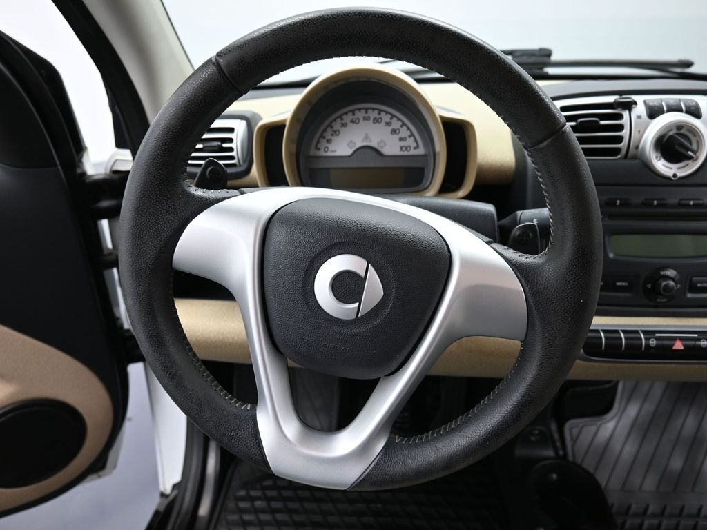 2009 Smart Fortwo photo 12