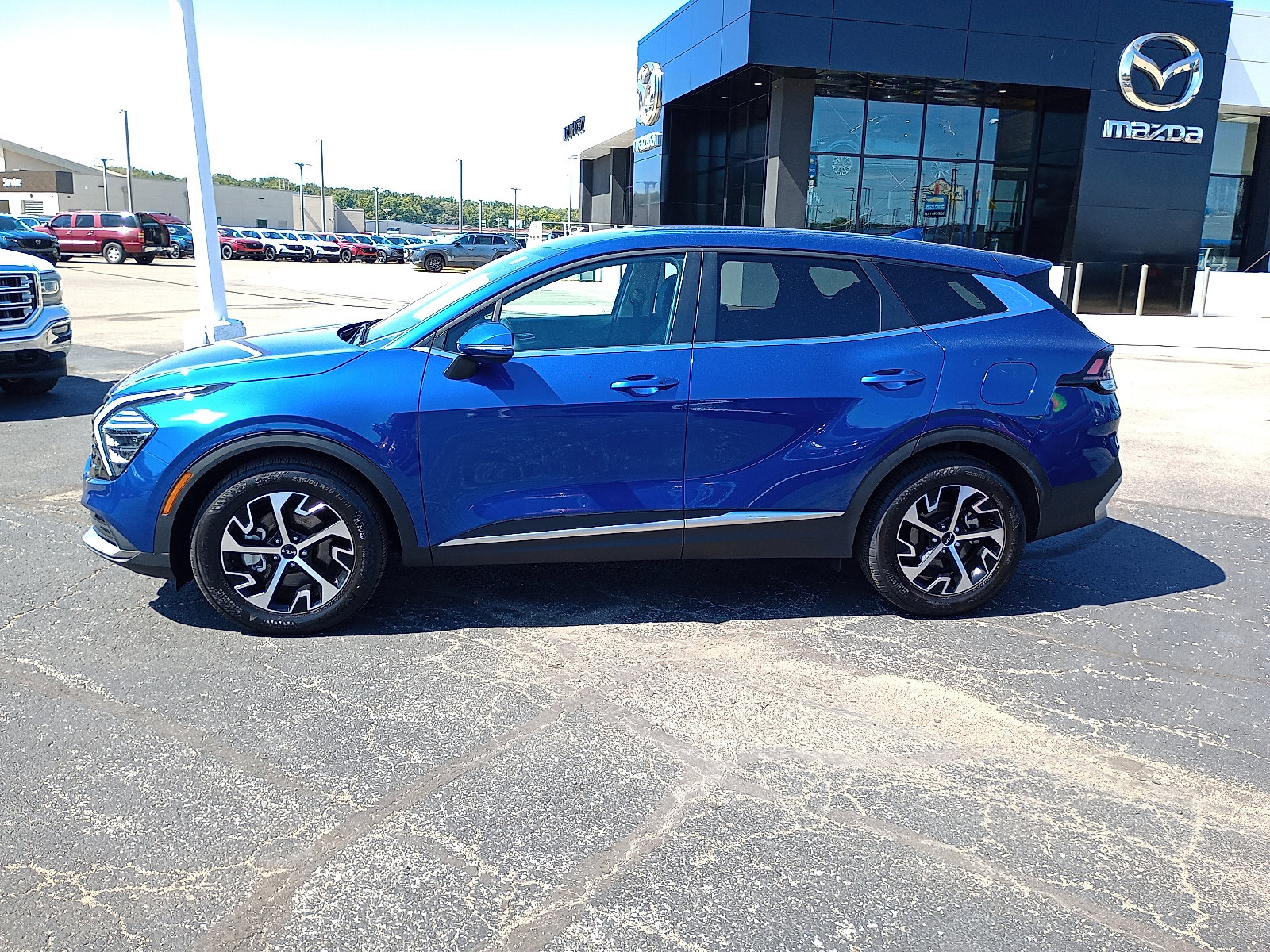 2025 Kia Sportage EX photo 4