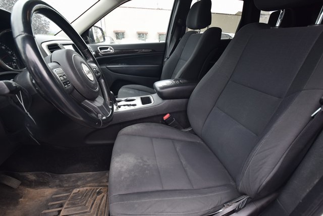 2011 Jeep Grand Cherokee Laredo photo 4