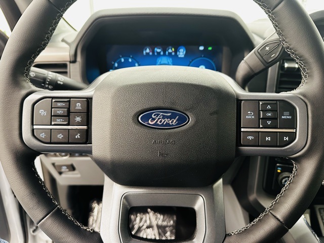 2025 Ford F-150 XLT photo 33