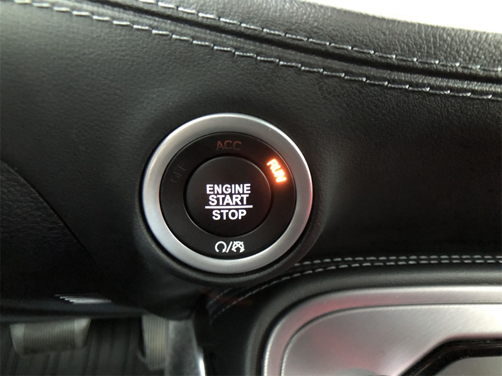 2023 Dodge Challenger R/T Scat Pack photo 19