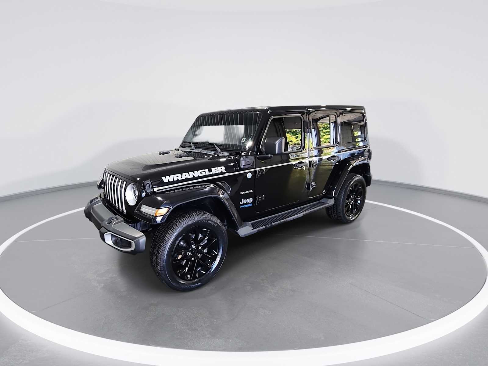 2021 Jeep Wrangler 4xe Unlimited Sahara photo 4