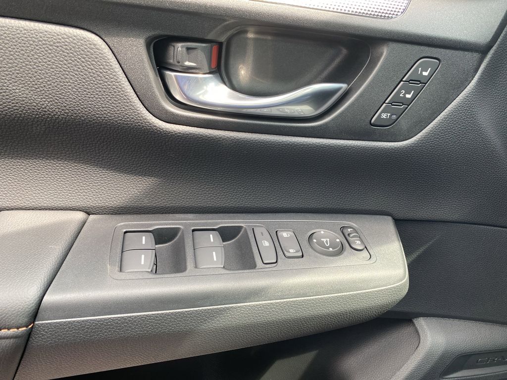 2026 Honda CR-V Hybrid Sport-L photo 27