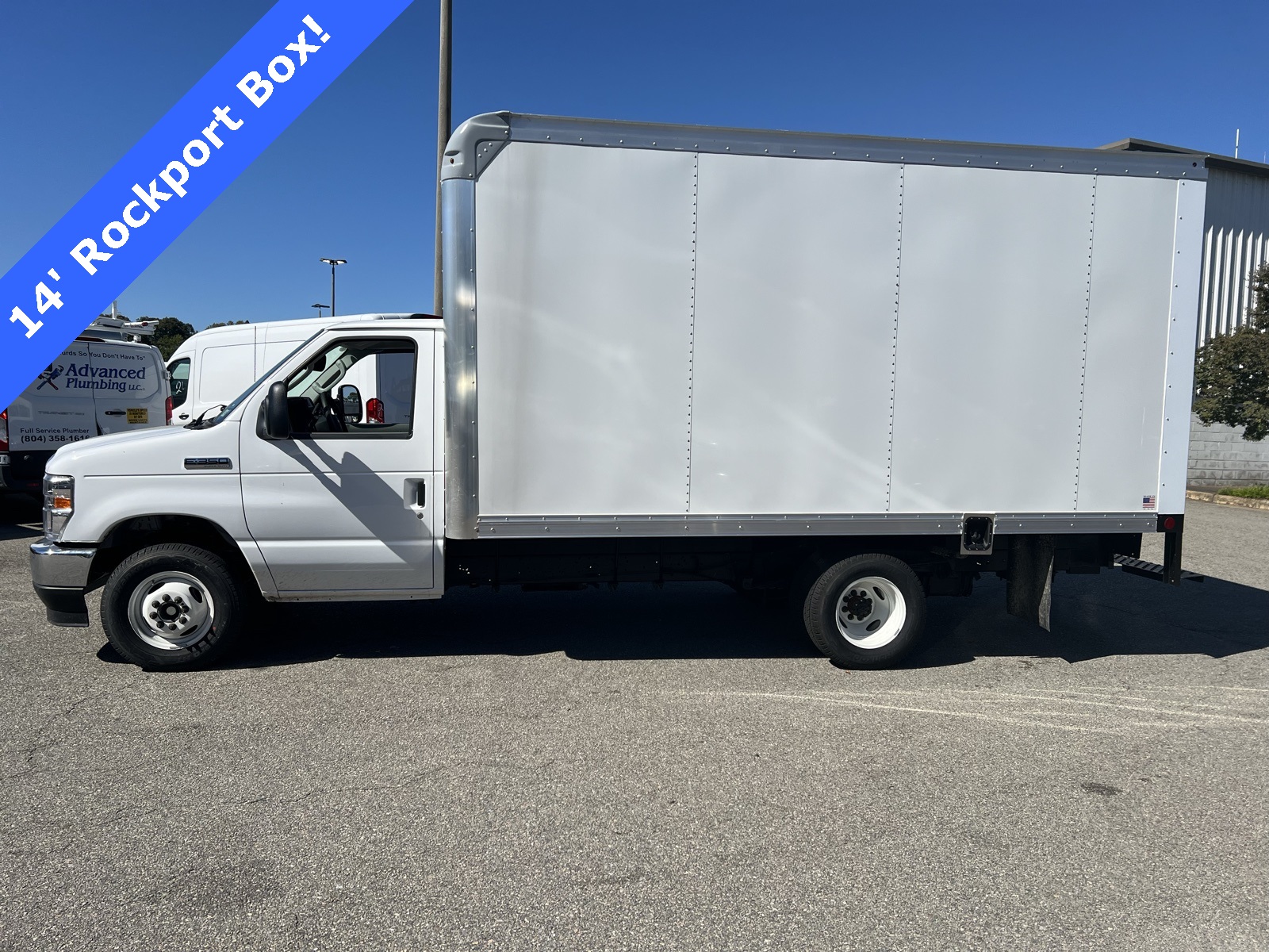 2025 Ford E-350 photo 4
