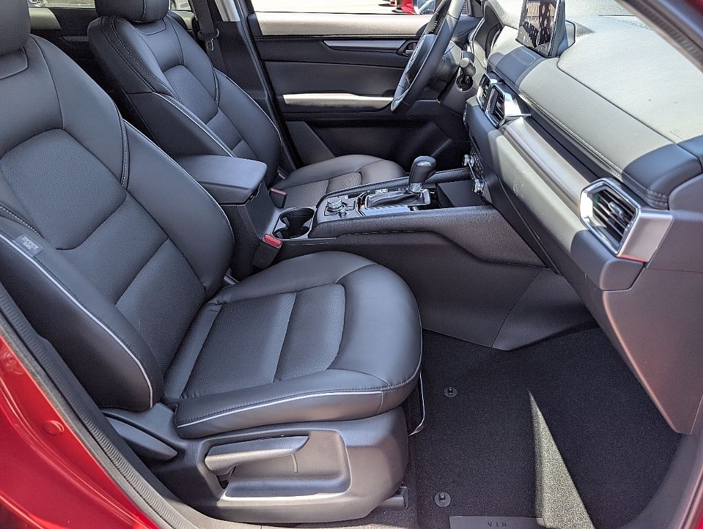 2025 Mazda CX-5 2.5 Select photo 12