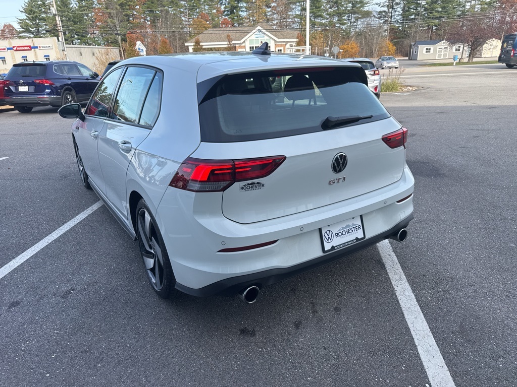 2023 Volkswagen Golf GTI S photo 4