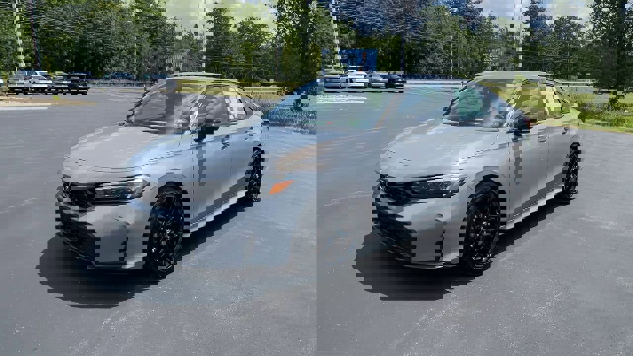 2025 Honda Civic Sport photo 3