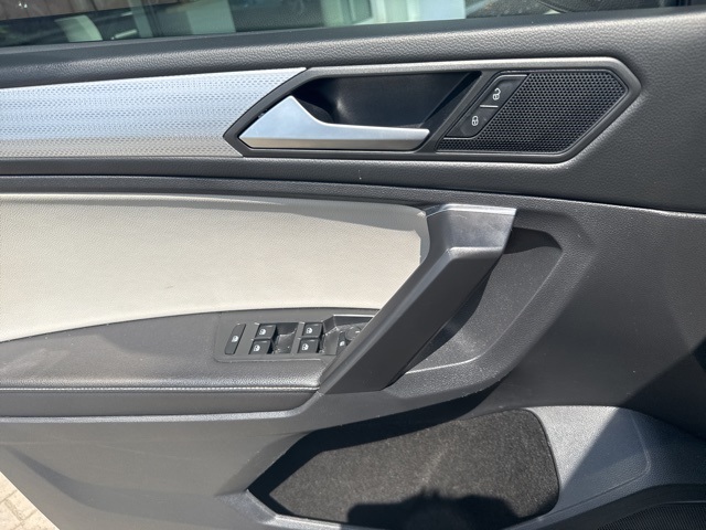 2023 Volkswagen Tiguan S photo 12