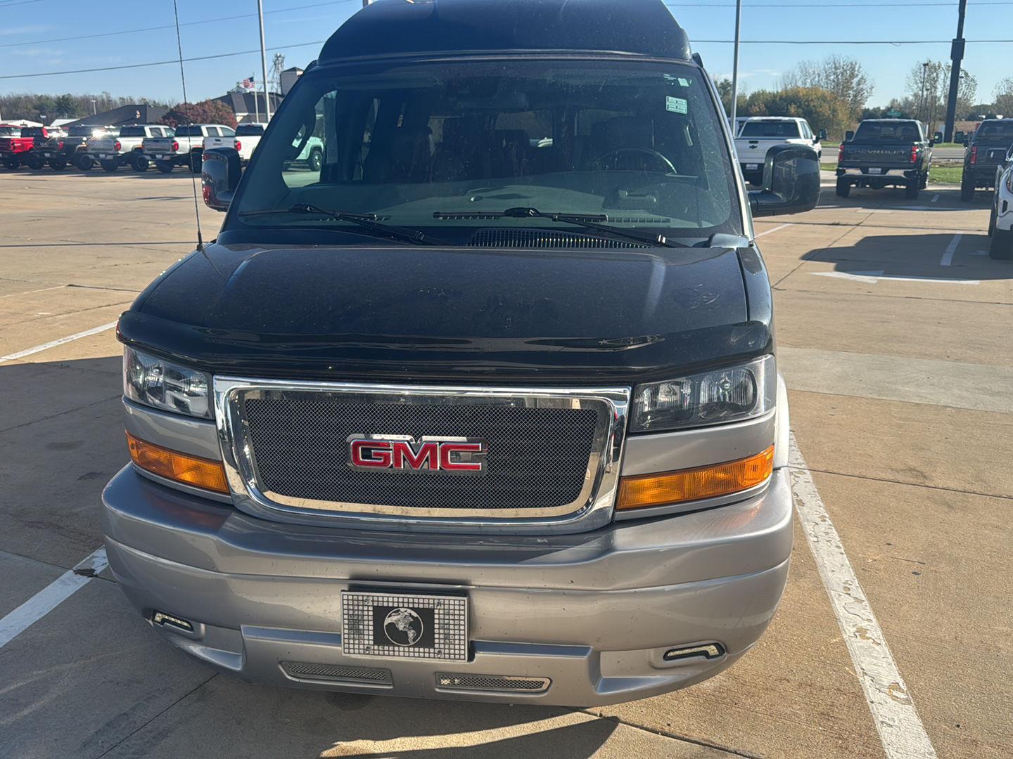 2020 Gmc Savana Cargo 2500 photo 2