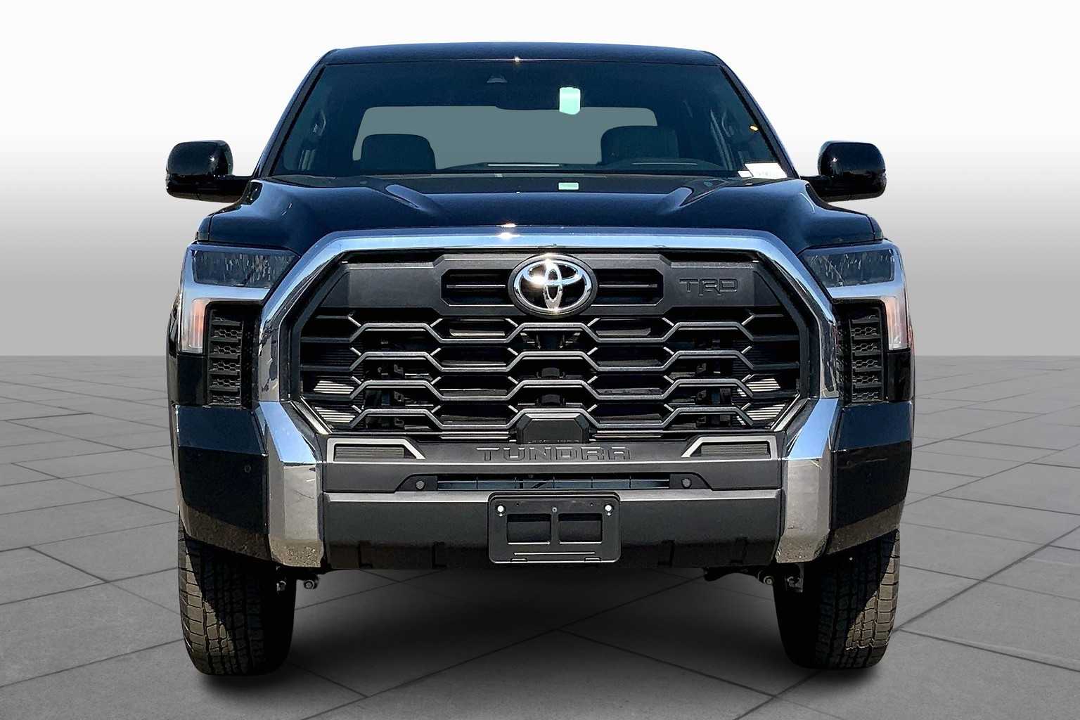 2026 Toyota Tundra SR5 CrewMax photo 3