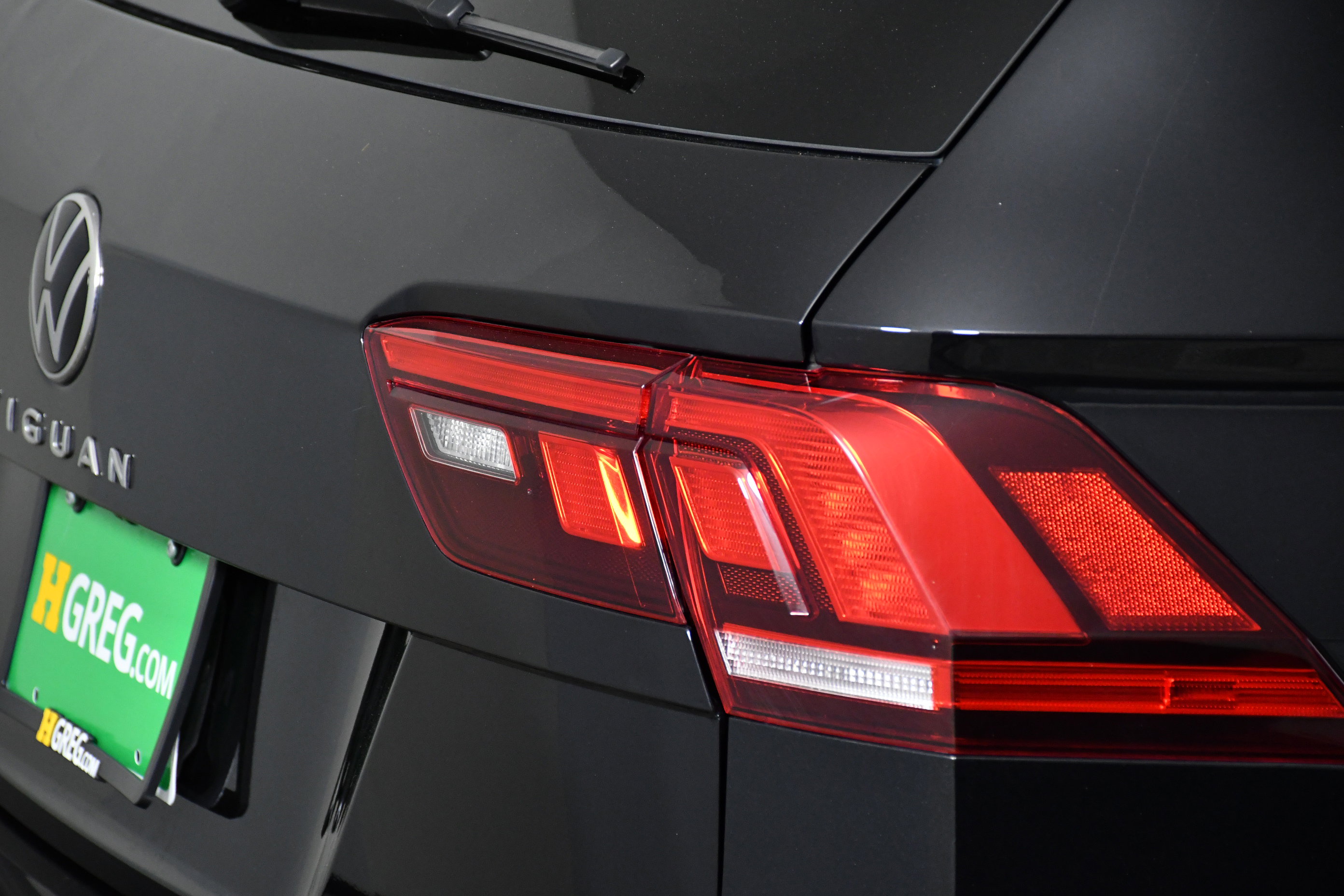 2024 Volkswagen Tiguan SE Wolfsburg Edition photo 29