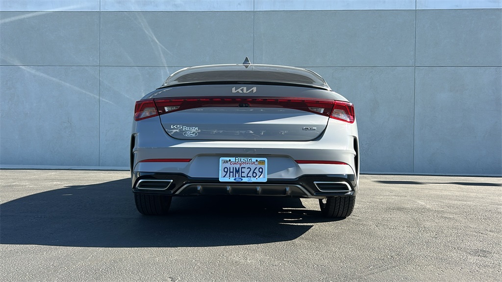 2023 Kia K5 GT-Line photo 3