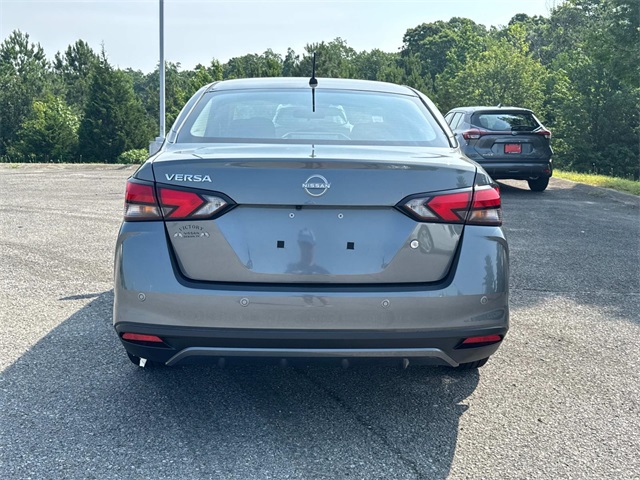 2025 Nissan Versa S photo 5