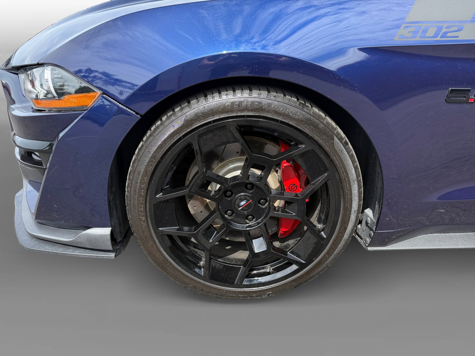 2020 Ford Mustang GT Premium photo 9