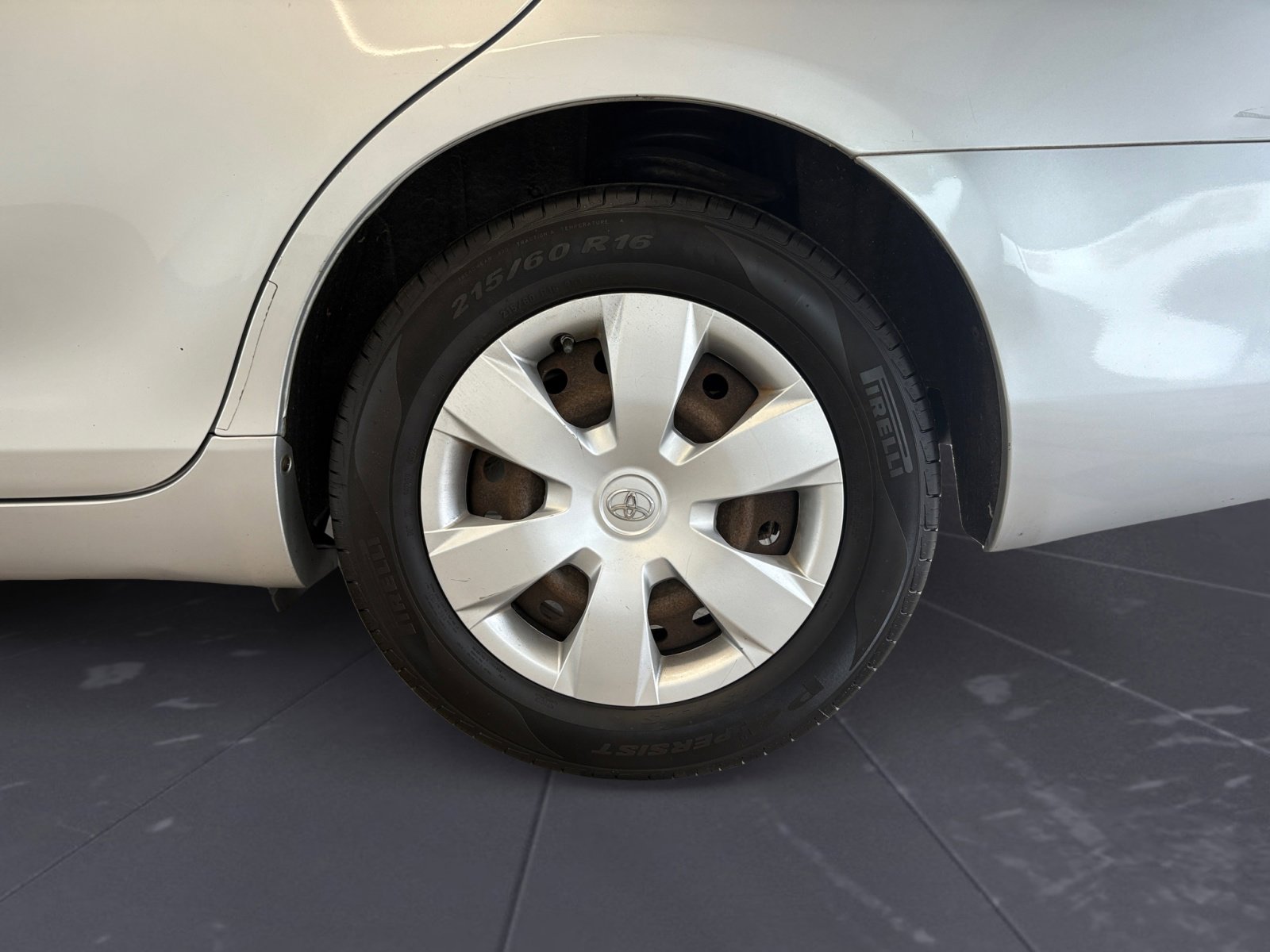2007 Toyota Camry Base CE photo 32