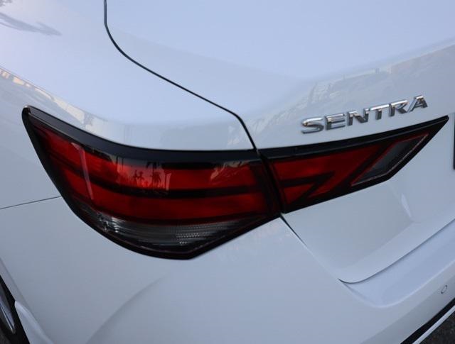 2025 Nissan Sentra S photo 4