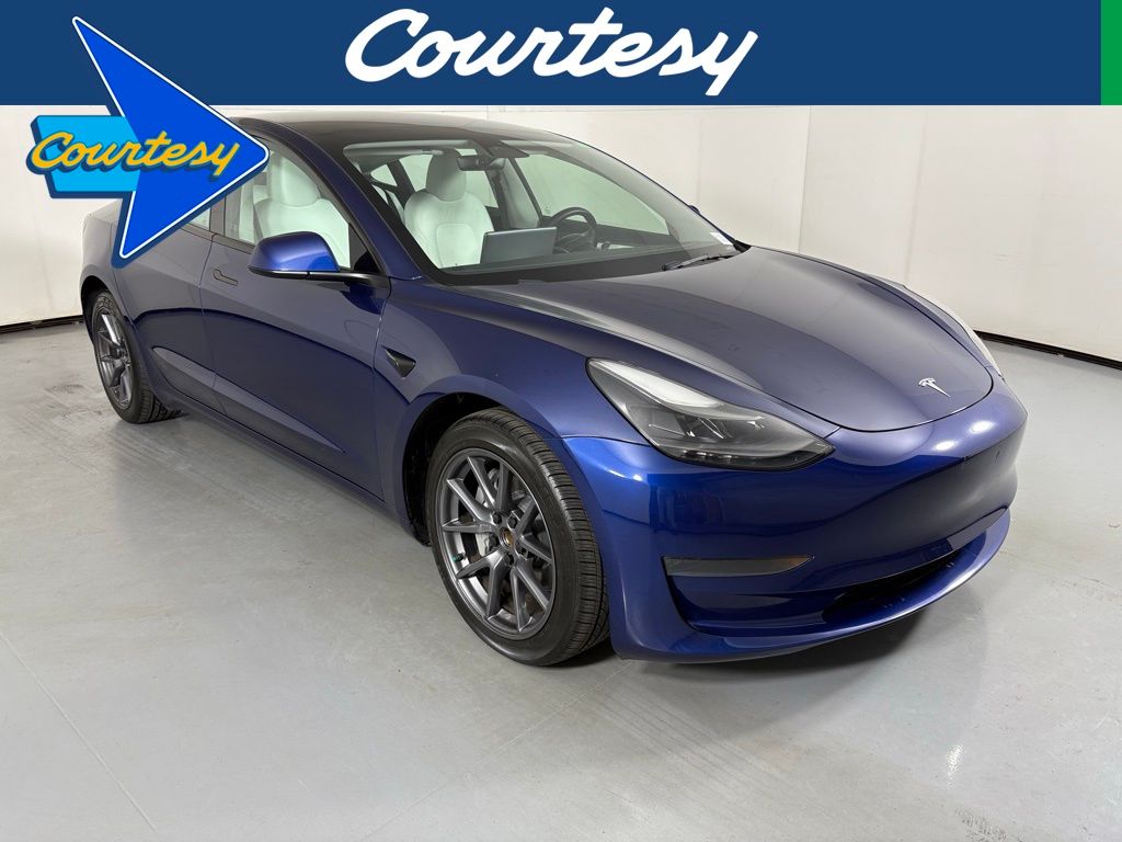 2023 Tesla Model 3 Base's photo