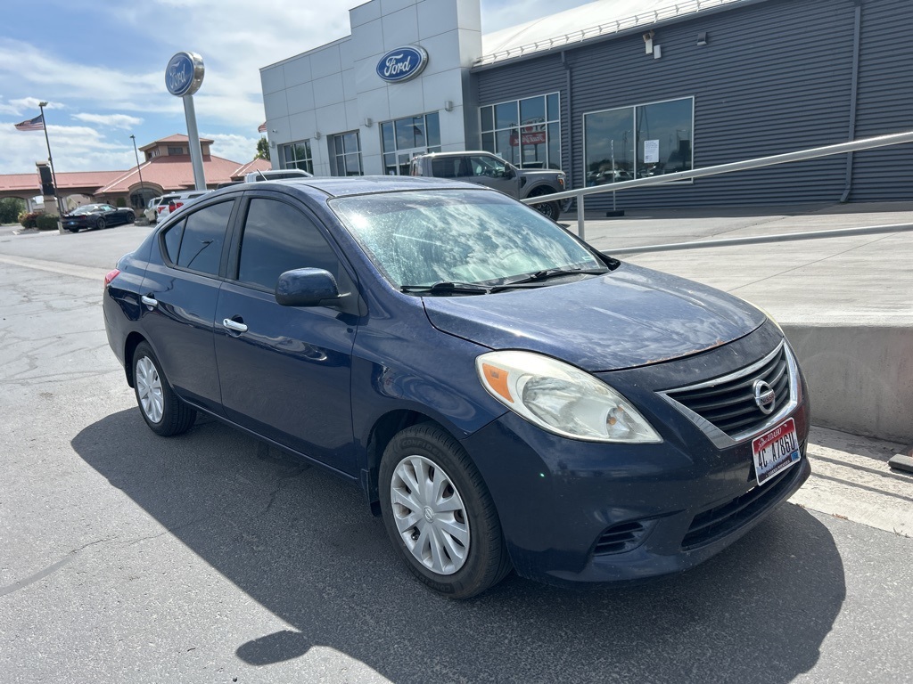 2012 Nissan Versa SV