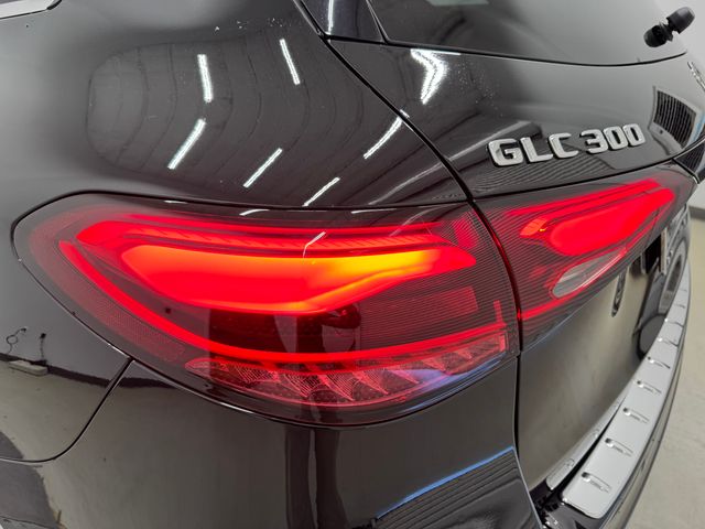 2025 Mercedes Benz GLC 300 4MATIC photo 26