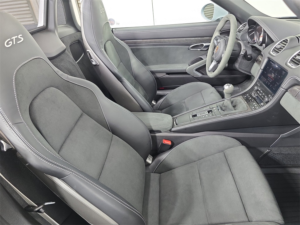 2025 Porsche Boxster GTS 4.0 photo 26
