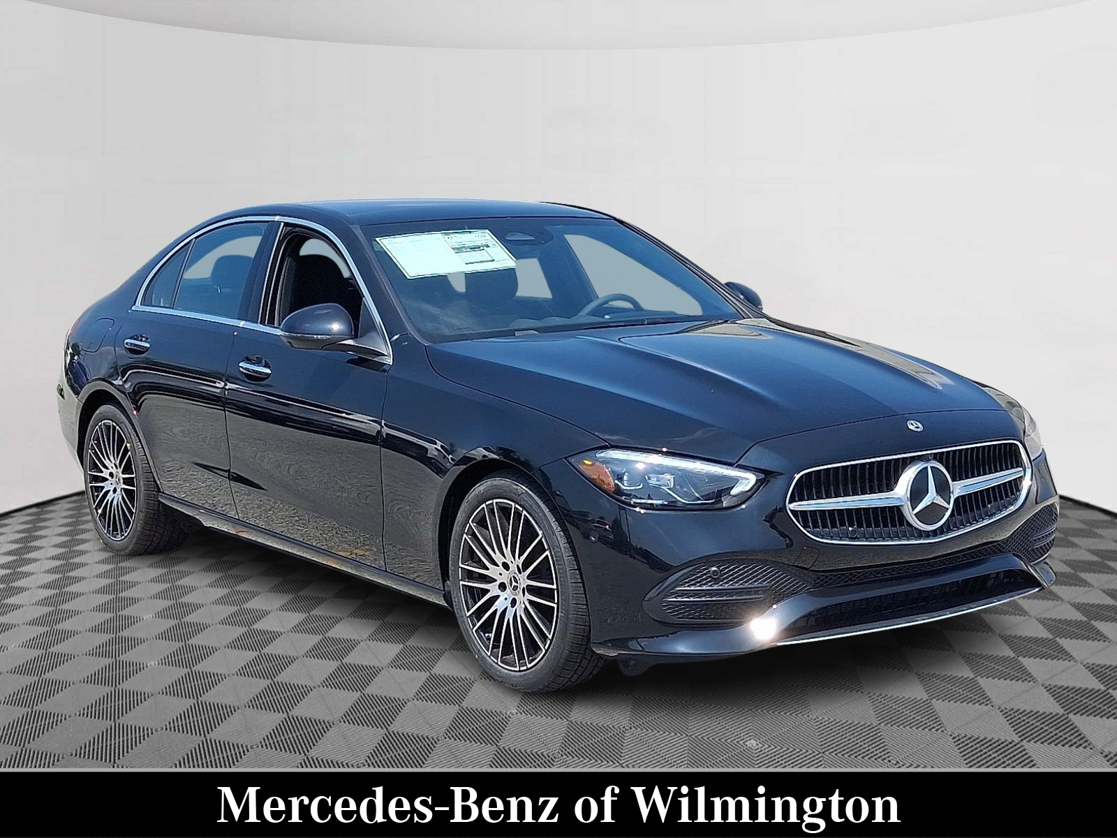 2025 Mercedes-Benz C-Class Sedan C 300's photo
